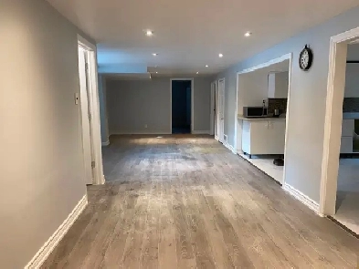 2 Bedrooms Basement Apartment close to York University Image# 4