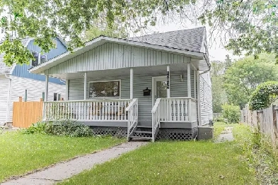 Charming Home in Prince Charles, Edmonton Image# 7