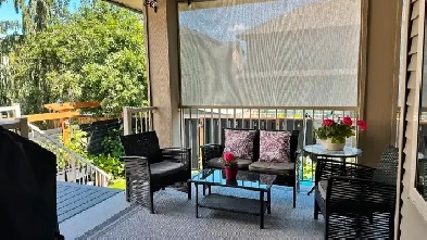 Stunning Shannon Lake family home with a 2 bedroom suite! Image# 1