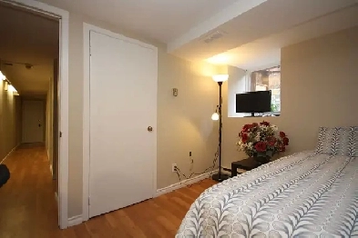 Ottawa University off campus Housing Image# 4