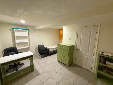 Downtown Toronto 2 Bedroom Apt Image# 1