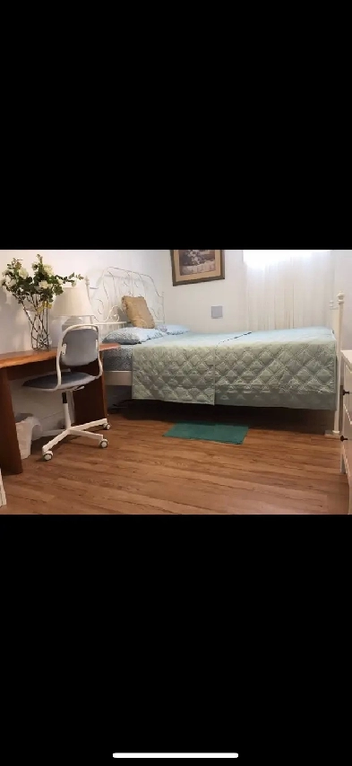Private room w queen bed for rent Image# 5
