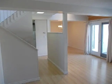 Peace River 3 Bedroom Townhouse For Rent August 1, $1585 Image# 5