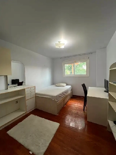 Private Single Room for Rent Image# 1