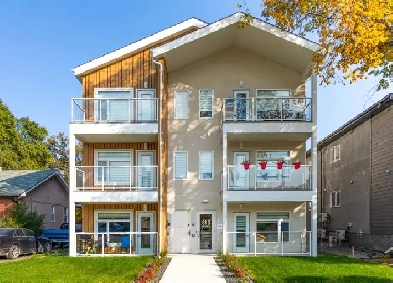 OPEN HOUSE - 813 St. Mary's 2 Bed 1 Bath Apartment in St. Vital Image# 11