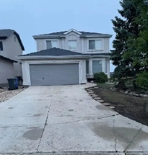 RARE OPPORTUNITY 4 Bedroom, 3 bath home in Canterbury Park! Image# 6