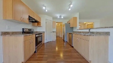 3 Bed 2.5 Bath in SW (Rutherford) with Double Attached Garage Image# 4