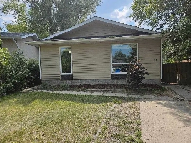 This spacious and well-maintained 3-bedroom suite offers Image# 7