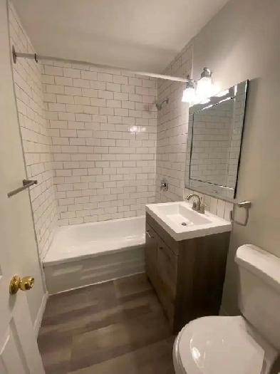 Prime Location Perfect Price! One Bedroom Available In Newmarket Image# 3