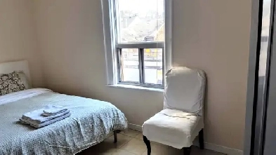 Furnished Downtown Rooms Image# 3