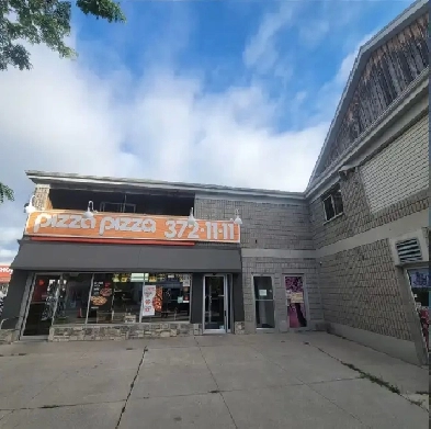 This Large Unit Checks all the Boxes Image# 1