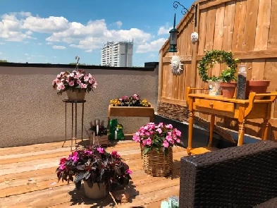 Beautiful townhouse at Mississauga available for rent Image# 1