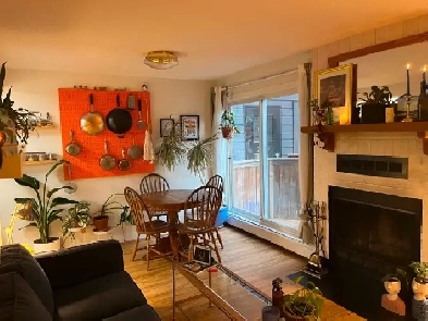 Townhouse Condo Image# 1