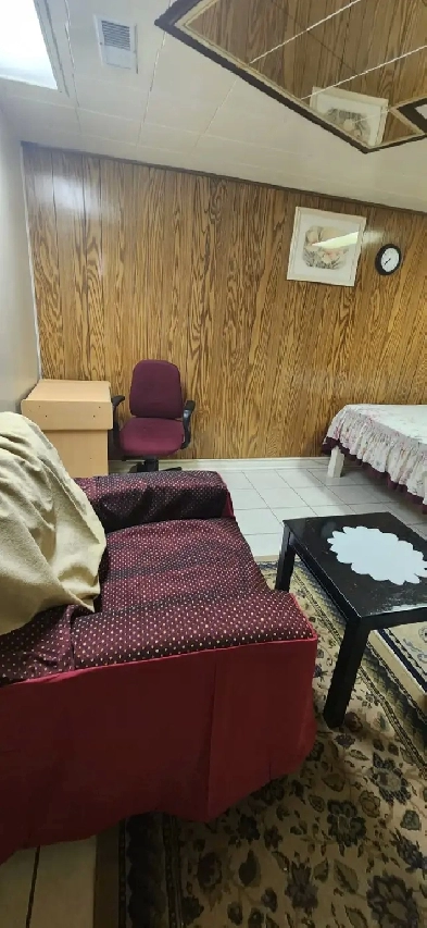 BASEMENT APARTMENT FOR RENT Image# 1