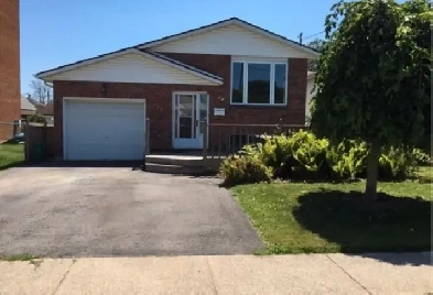 Private Room Available in Furnished Thorold House Image# 6