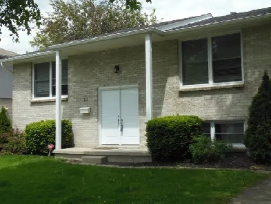 Detached House for rent Image# 1