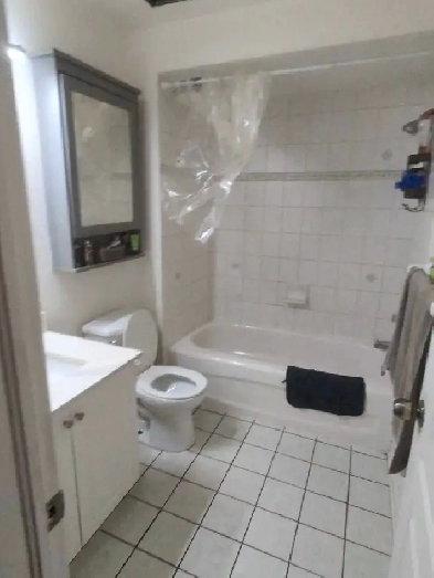 3 bedroom Townhouse for rent 2800 everything included Image# 8