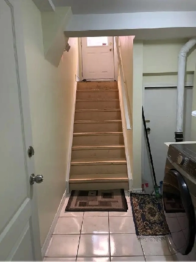 one bedroom basment for rent Image# 1