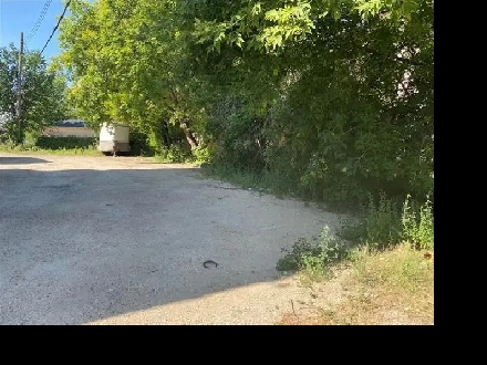 Investment Opportunity to Build Duplex or Triplex on VL! Image# 3