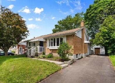 FULL Family Home in Downtown Waterloo Image# 6