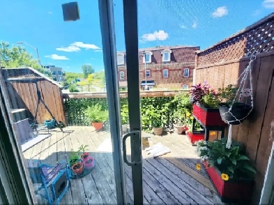 2 Bed 1 Bath Townhouse Unit for Rent $2,400 Image# 1