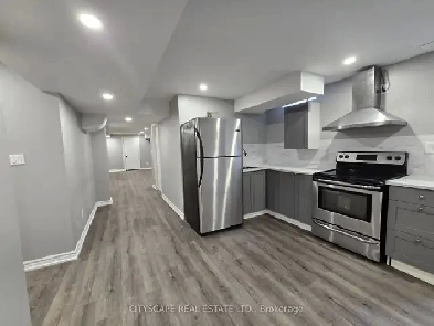 Beautiful Basement In Stouffville ! Modern / Bright & Spacious Image# 6