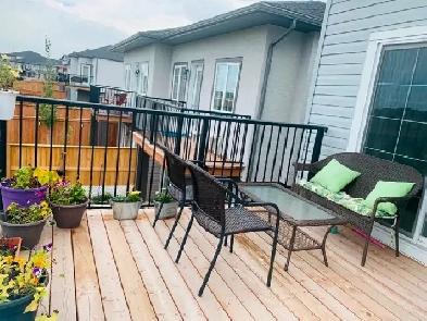 Prime Location 3-Bedroom House with Stunning Lake View in Bridge Image# 5