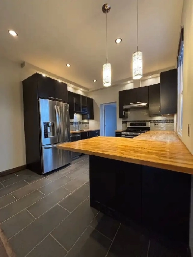 All-inclusive 1 bed   office in Ottawa’s Little Italy Image# 10