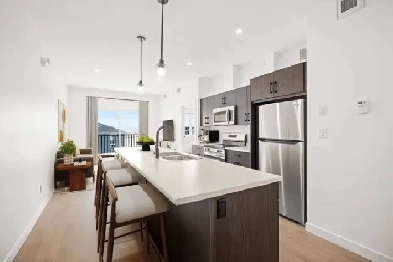 1 Bed 1 Bath Available! Located 1 Block From Kildonan Park Mall! Image# 3