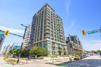 Corner Unit with Outstanding Views! Image# 9
