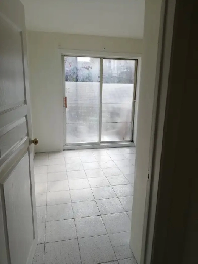 Appartement 3 1/2 à louer 1er septembre Montréal-Nord Image# 5