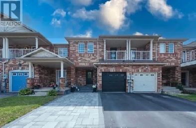 Beautiful 4-Bed/4- Bath Townhouse For Lease In Milton Image# 1