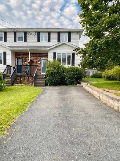 stunning Bedford duplex for rent Image# 6