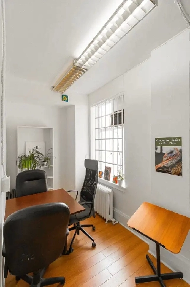Bay Street office space at a budget-friendly rate! Image# 5
