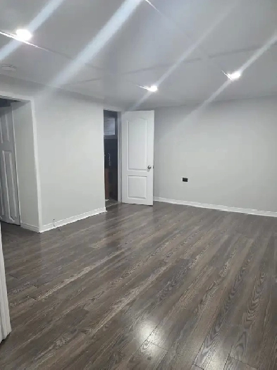 BACHELOR APARTMENT Image# 3