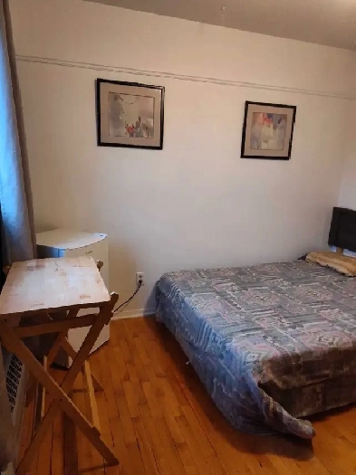 grand 4 1/2 chambre privée a louer coloc Image# 4