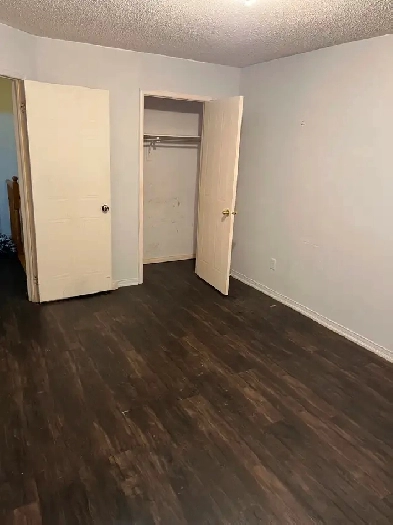 Room for rent in Etobicoke near Humber College N Campus for boys Image# 5