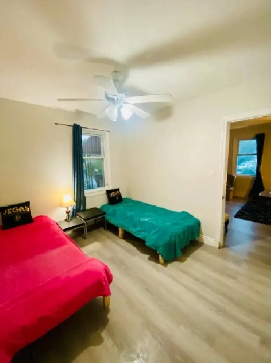 Sharing room for rent Image# 8