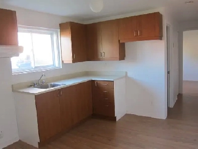 Laval Chomedey 3 1/2 Image# 4
