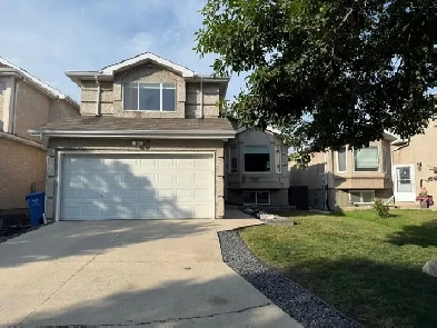 Riverbend Cabover 3 Brs 2 Baths, Dbl Gar ONLY $499,900! Image# 1