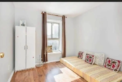 Room for Rent – 1st Floor | Mattress & Food Included | Indians O Image# 1