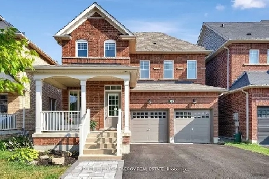 Stunning 3 Bedroom All Brick Home with Double Garage! Image# 1