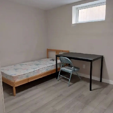 Southgate Nice Furnished Bedroom for Females Only Image# 1