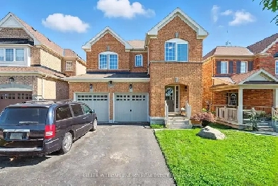 Bright and Spacious 4 Bdrm Detached Home in Oshawa for Sale! Image# 1