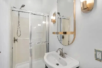 House For Rent ! Image# 1