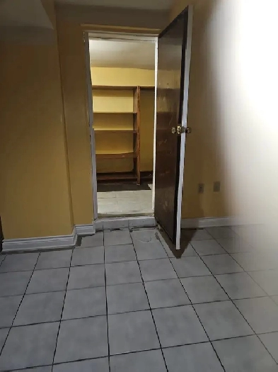 room for rent @ $800 Image# 1