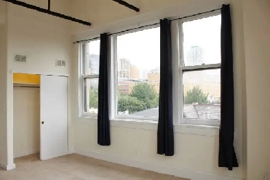House For Rent ! Image# 5
