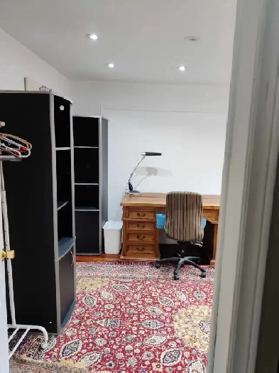 all inclusive private washroom furnished York univerty Image# 4