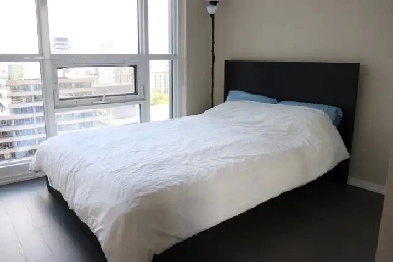 Furnished 1 Bed 1 Bath in 2 beds/2baths condo Toronto downtown Image# 1