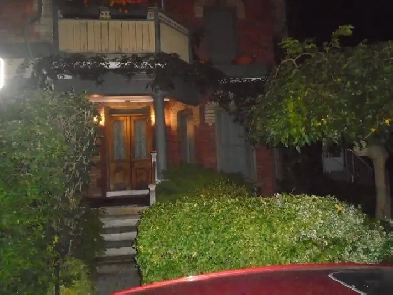 Stunning  2 Bed Apt in Leslieville Boulton Ave. Image# 7